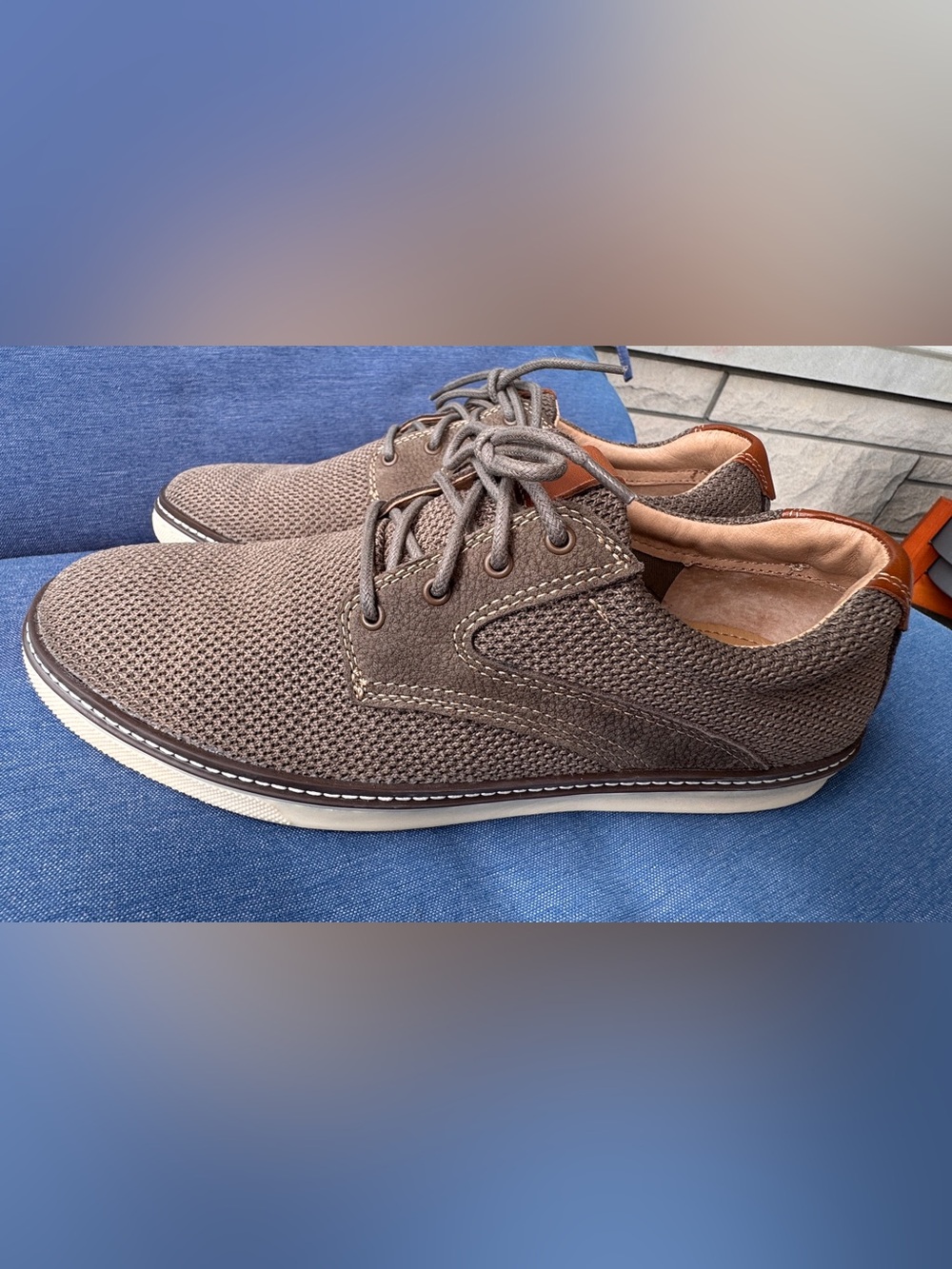 Johnston & Murphy Men's Brown Knit Lace-Up Sneakers